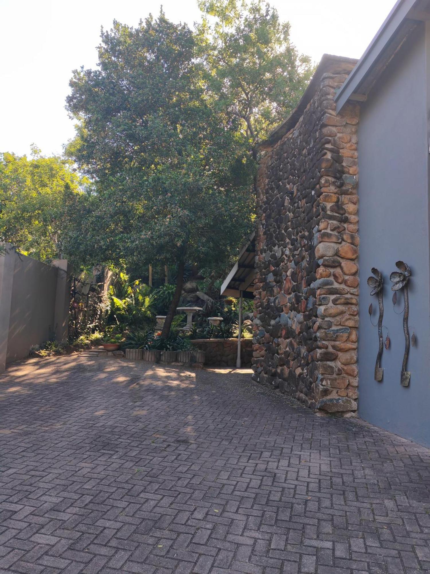 Arend Cottage Mbombela Eksteriør bilde